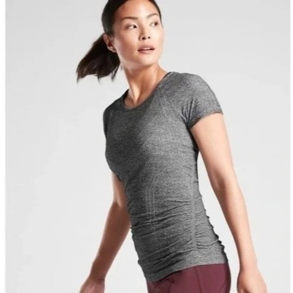 Athleta S Ruched Side Athletic Stretch‎ Tee Top SPEEDLIGHT Heather Gray